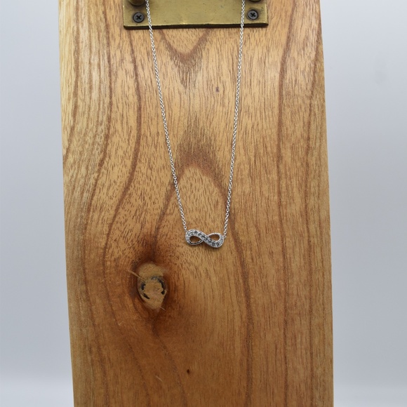 Diamond Essence - Infinity Necklace - Picture 4 of 4